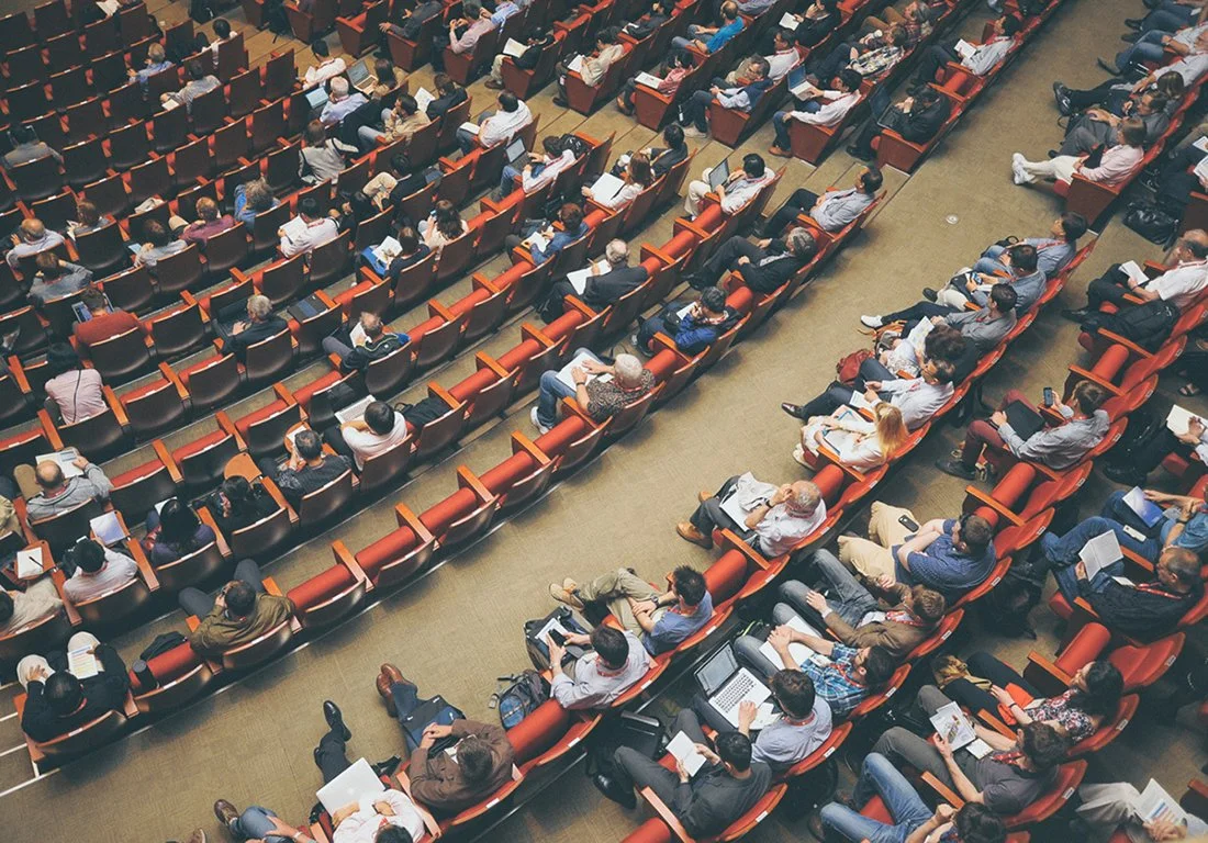 Audience at a Klantroef growth event